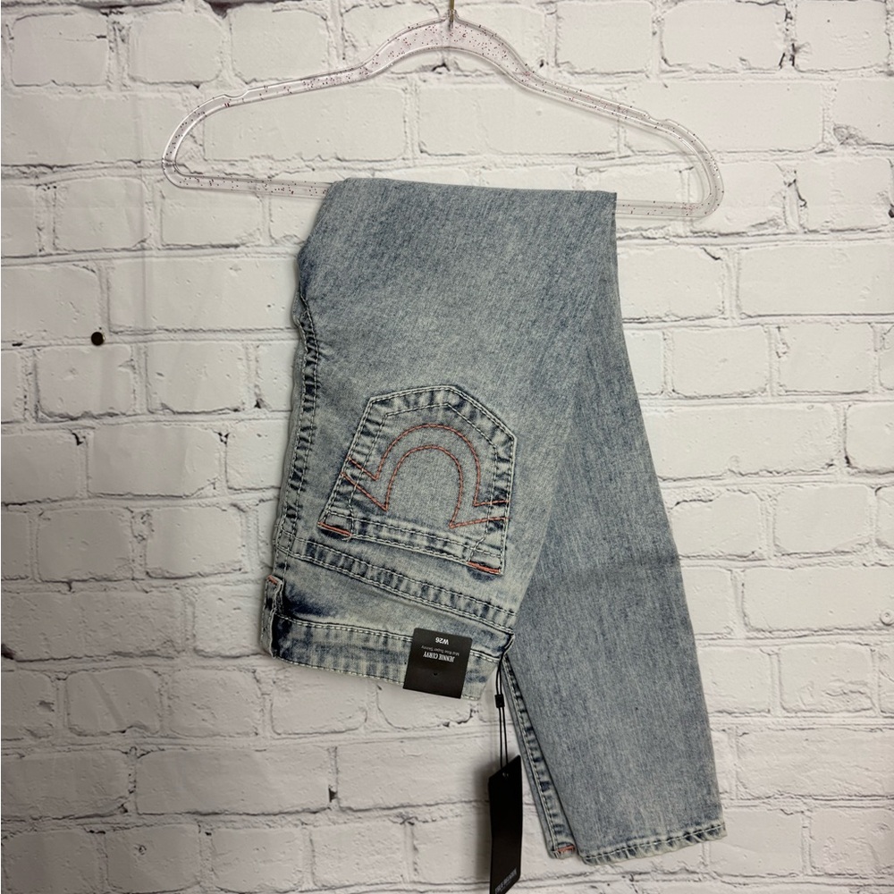 True Religion Light Wash Women's mid rise Skinny Jeans size 26 NWT!